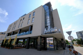 Отель Business Hotel Astrum Laus  Левице